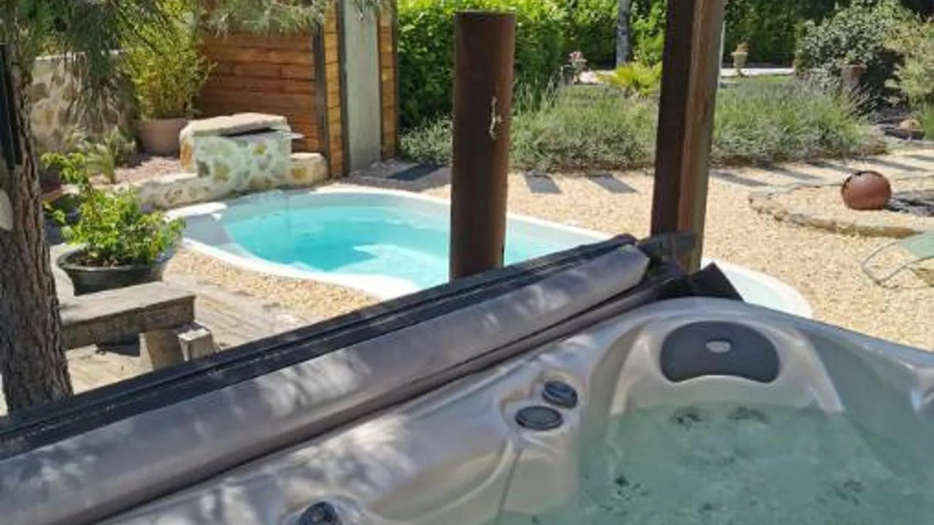Holiday home Loft Cosy Avec Piscine Et Spa, A 10 Min De Vichy, Proche Golf Et Nature - Fr-1-489-337 Cognat-Lyonne