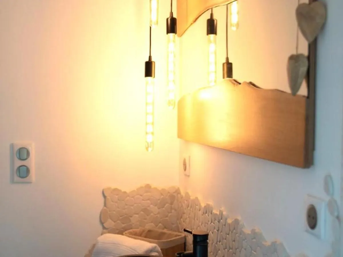 Holiday home Loft Cosy Avec Piscine Et Spa, A 10 Min De Vichy, Proche Golf Et Nature - Fr-1-489-337 Cognat-Lyonne