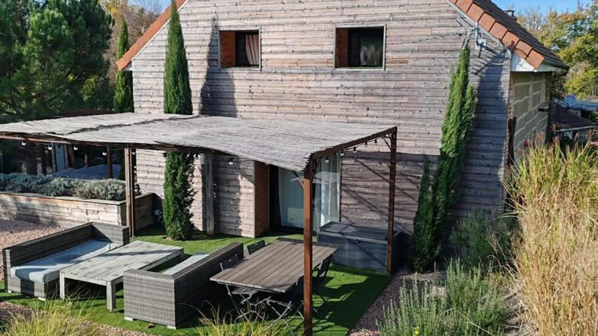 Loft Cosy Avec Piscine Et Spa, A 10 Min De Vichy, Proche Golf Et Nature - Fr-1-489-337 Cognat-Lyonne